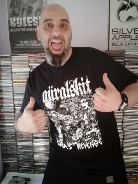 Aüralskit T-Shirts: